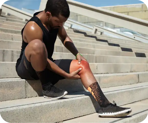 Woman with knee pain showing possible chondral defect or cartilage injury