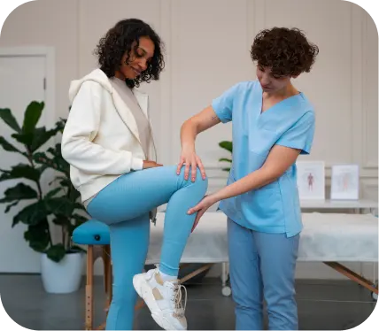 Orthopedic specialist examining a patient’s knee for chondral defect or cartilage injury to guide diagnosis and treatment options